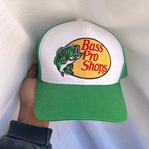 NWOT Green Embroidered Bass Pro Shop SnapBack Hat